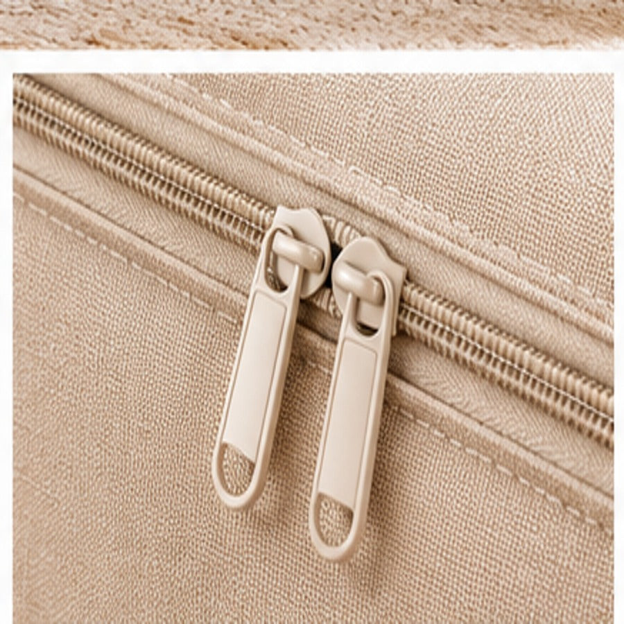 Foldable storage bags zipper close-up